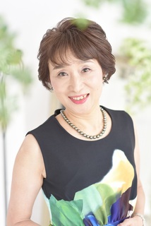 友田　佳美